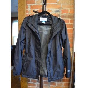 Packable Columbia Black Rain Coat